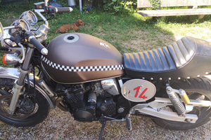 Suzuki Inazuma cafè race