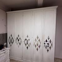 Armadio in legno shabby chic 250€