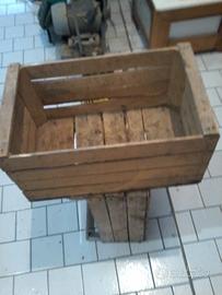 Cassette in legno usate per frutta