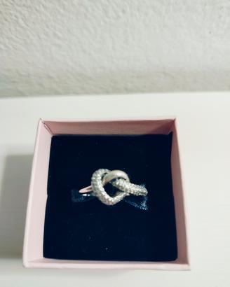 Anello con simbolo infinito a cuore Pandora