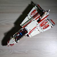 Lego Technic Aereo Antincendio 2 in 1