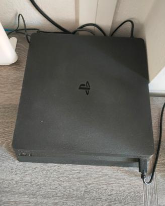 PlayStation 4 slim