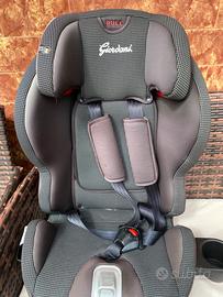 Seggiolino auto