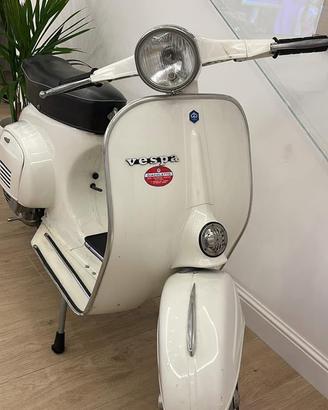 Vespa 125 primavera conservata