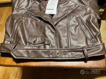 Giubbotto donna Stradivarius effetto pelle – tagli