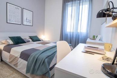 Stanza in appartamento di 100 m² a Brescia