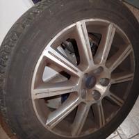 pneumatici con cerchi Michelin 