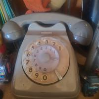 telefono grigio 