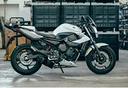 projsix-titanium-black-yamaha-xj6-diversion