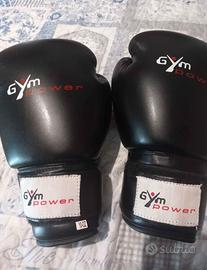 Guantoni kick boxe