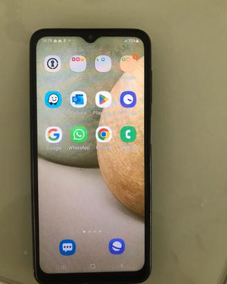 Samsung A12