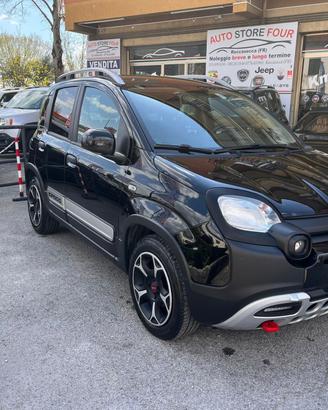 FIAT PANDA HYBRID CITY CROSS 1.0 FIREFLY