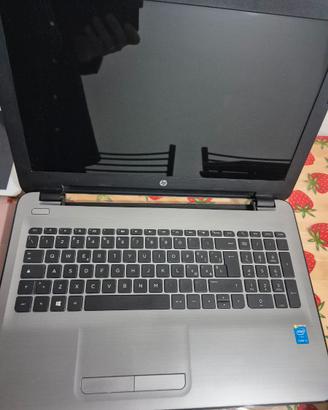Notebook HP aggiornato a Win 11 come nuovo