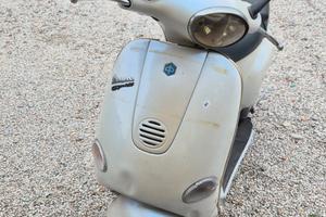 Vespa 125 4t