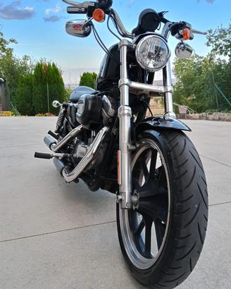 Harley Davidson 883