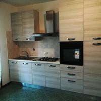 Trilocale arredato giardino garage