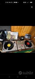 coppia Giradischi IMG Stageline e Mixer Behringer