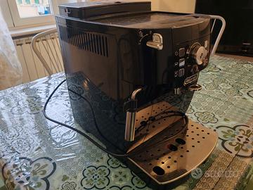 DE LONGHI MACCHINA CAFFE' AUTOMATICA NERA MAGNIFIC