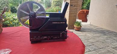 Proiettore super8