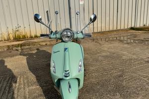 Piaggio Vespa Primavera 50 4t 2022