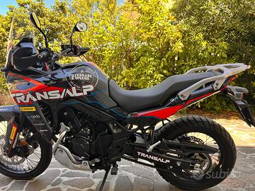 Honda Transalp XL750
