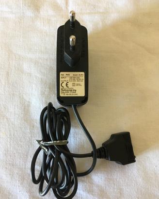 Alimentatore carica batteria telefono o telecamera