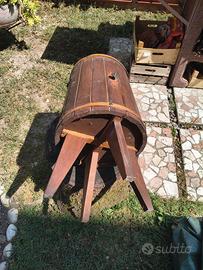 Mobiletto bar a botte in legno