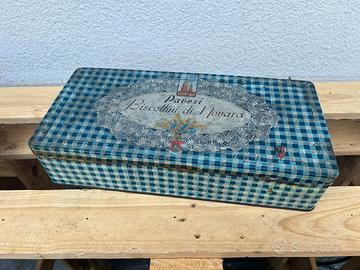 Scatola Latta Vintage Pavesi Biscottini di Novara