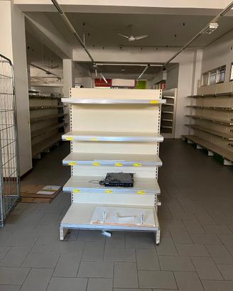 Scaffalature supermercato complete