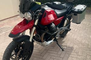 Moto Guzzi V85 TT (2019)