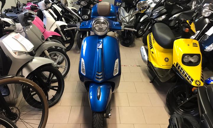 Piaggio Vespa 125 S DGT Anno 2019