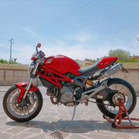 Ducati Monster 1100 ABS
