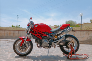 Ducati Monster 1100 ABS