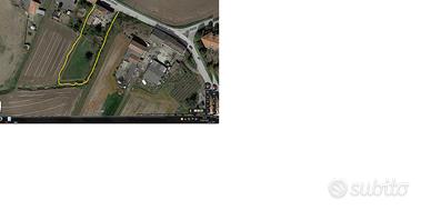 Casa con laboratori terreno e garages