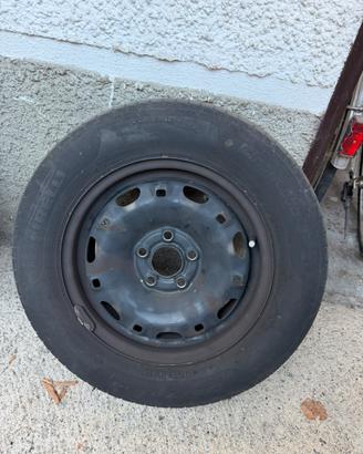 Gomme Pirelli 175/70 R14