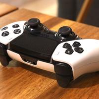 PS5 Dual Sense Edge controller