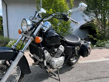 Honda Shadow VT125 C