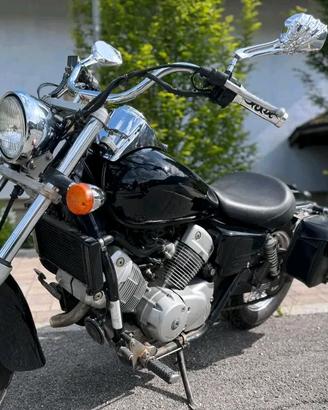 Honda Shadow VT125 C