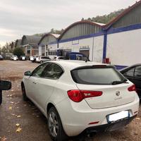 Vari pezzi di ricambio alfa romeo giulietta