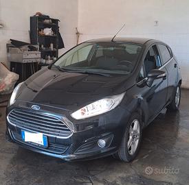 Ford Fiesta GPL 5 porte Titanium
