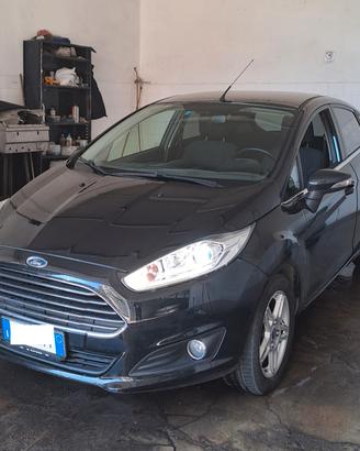 Ford Fiesta GPL 5 porte Titanium