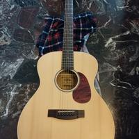 Chitarra acustica