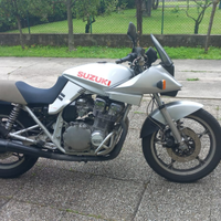 Suzuki katana 750