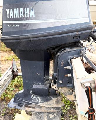Motore fuoribordo funzionante Yamaha 60 HP (FETOL)