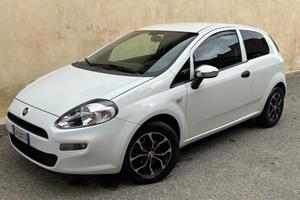 Fiat Punto 1.3 MJT II 75 CV 3 porte Street