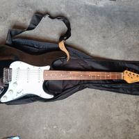 Chitarra elettrica Maxine, stile stratocaster