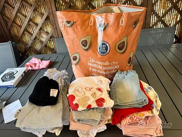 Stock Vestiti per bambina 6-9 mesi
