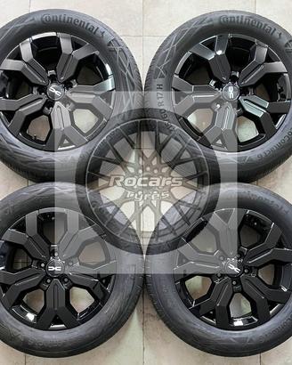 Cerchi neri e pneumatici 17 originali Dacia Duster