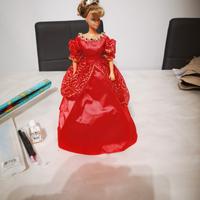 Barbie Sissi cammina da sola 