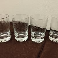 Quattro bicchieri serigrafati 